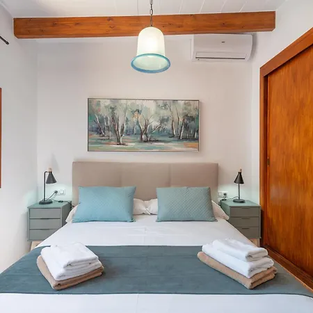 Villa Pont Roma - El Camp Redo - De Con Piscina, Wifi, Ac *